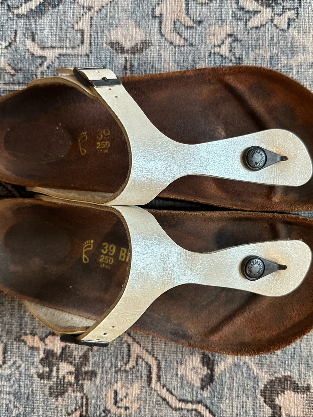 Birkenstock Ivory Gizeh Leather Thong Sandals - Picture 6 of 6